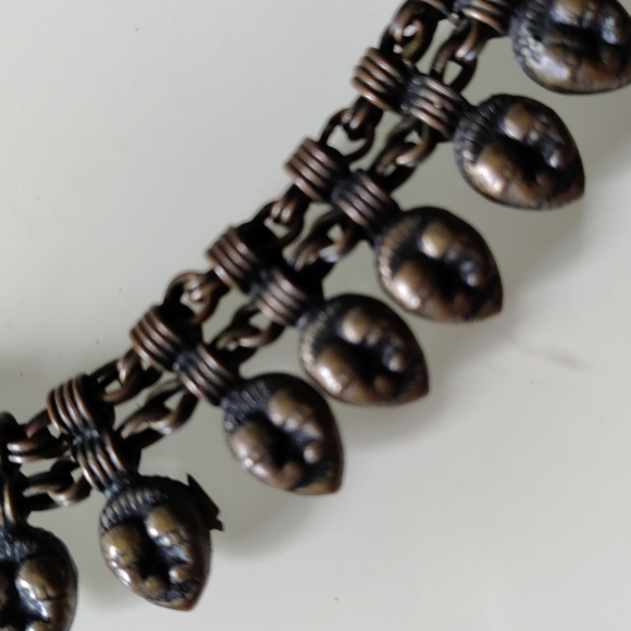 Neckpiece - Picture 2 of 3